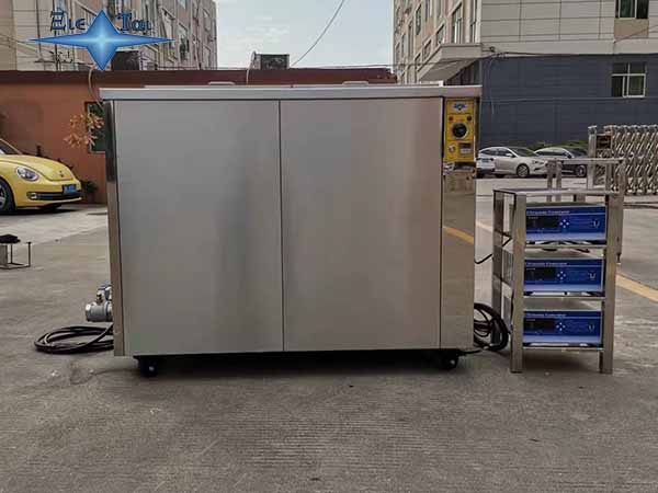 超聲波清洗設備為什么能延長注塑模具的壽命? 超聲波清洗機