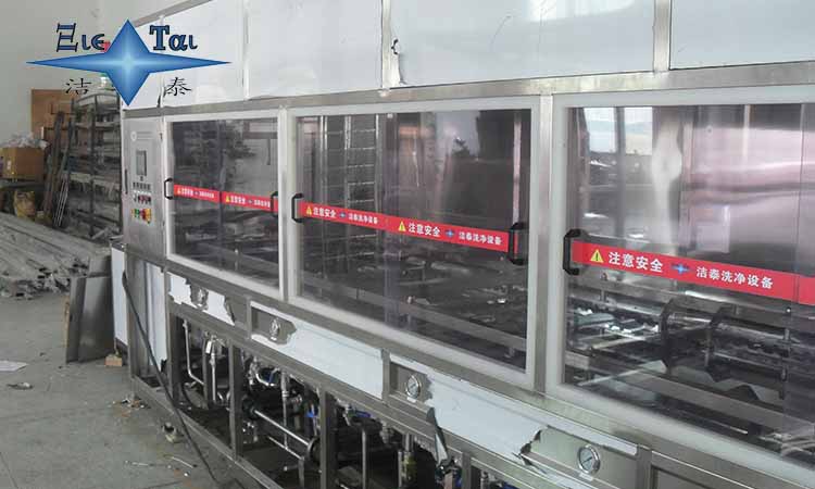 工業(yè)超聲波清洗機(jī)對(duì)汽車行業(yè)的貢獻(xiàn),你知道多少? 工業(yè)超聲波清洗機(jī)對(duì)汽車行業(yè)的貢獻(xiàn),你知道多少?