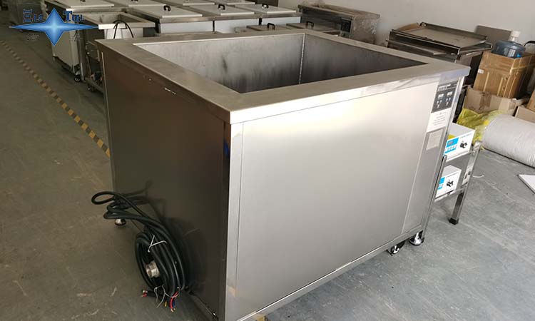 一臺(tái)單槽超聲波清洗機(jī)價(jià)格大概多少錢(qián)？