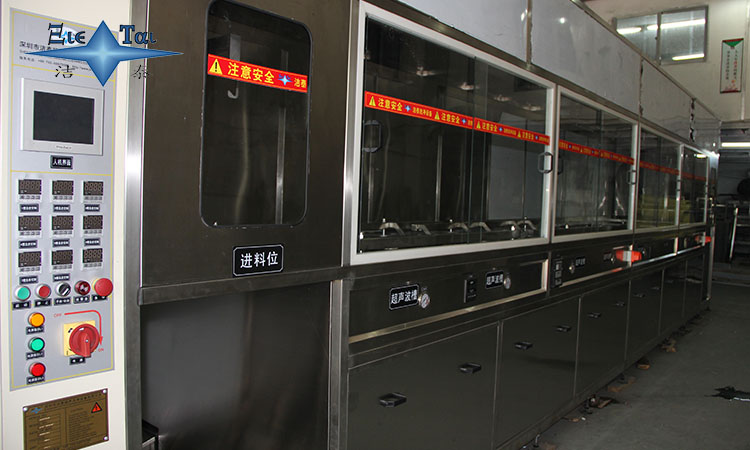 利用超聲波清洗機優(yōu)化工業(yè)管道系統(tǒng)清潔：提升傳輸效率與設(shè)備壽命