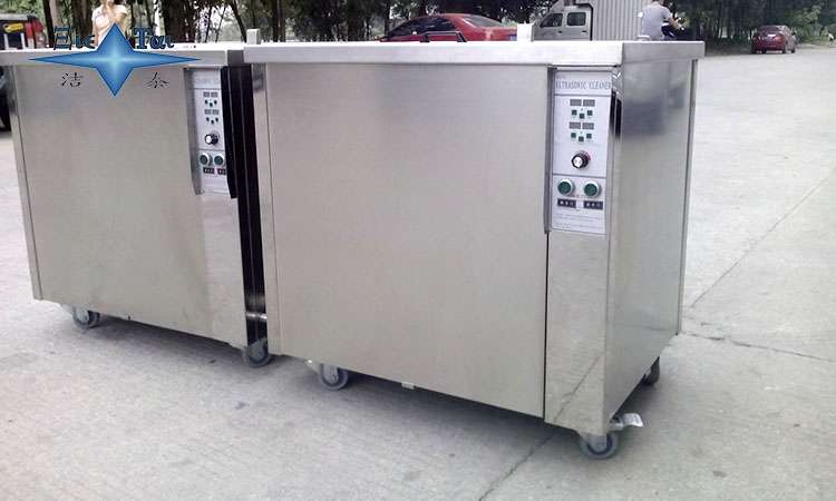 超聲波清洗設備：提升石油化工行業(yè)設備清潔效率的創(chuàng)新解決方案