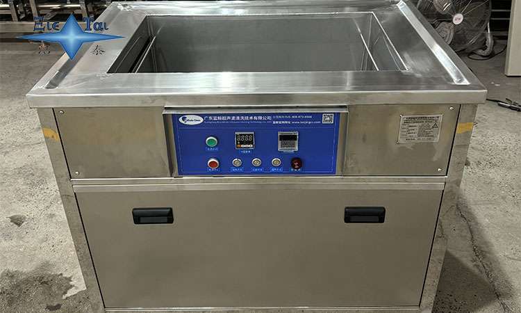 為什么超聲波清洗機不能洗木制品？深入解析材質特性與正確清潔方法